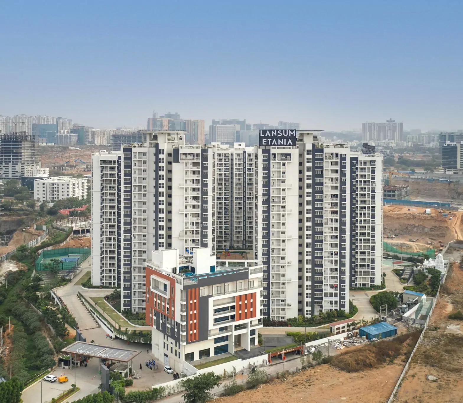 Lansum El Palacio from Lansum Etania